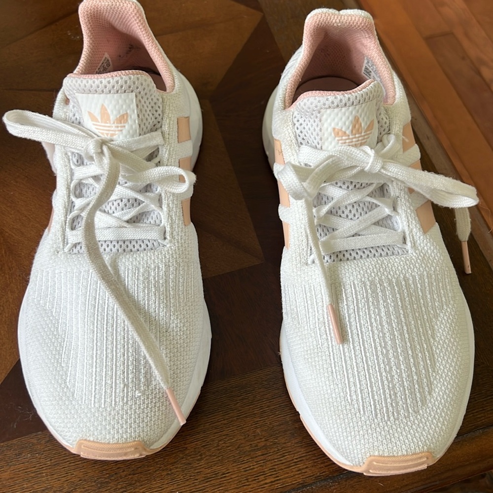 Adidas Size 91/2